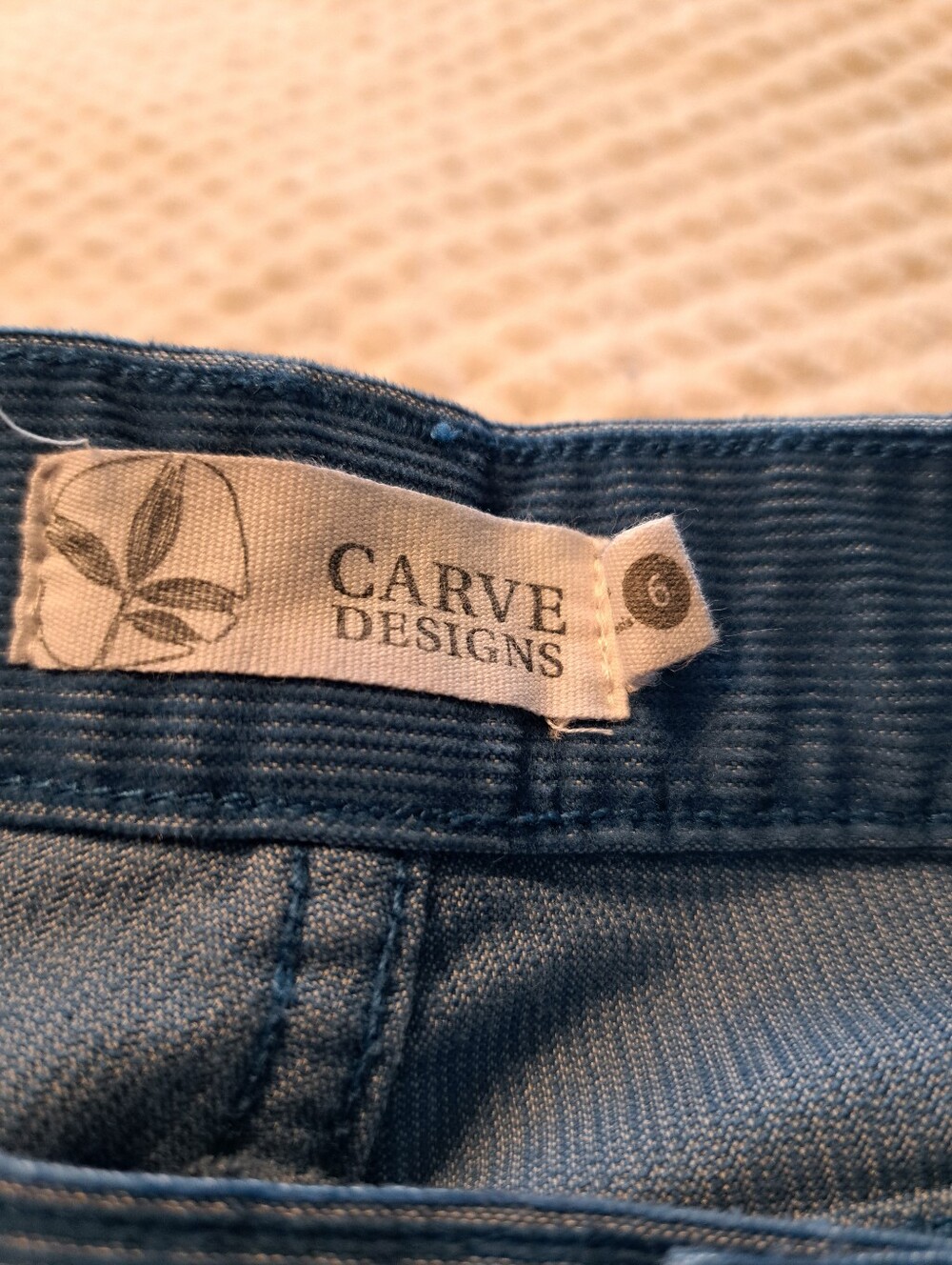 Carve Designs Blue Corduroy Shorts Size 6 - Picture 3 of 8